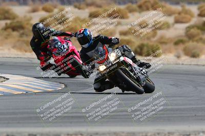 media/Mar-13-2022-SoCal Trackdays (Sun) [[112cf61d7e]]/Turn 4 (145pm)/